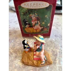 2000 Hallmark Mrs Claus's Holiday Ornament